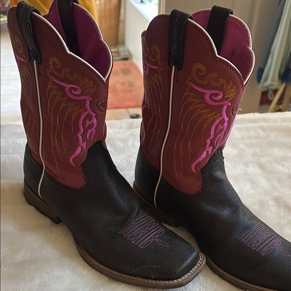 Ariat Women's Western Boots - Black and Pink